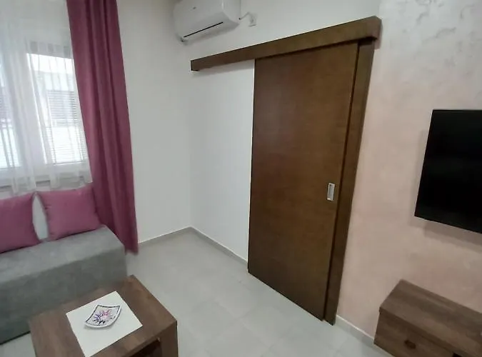 Stojanovic Apartment